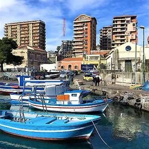 Guest house Seafront In The, Catania